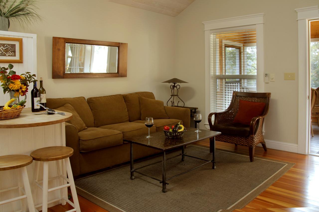 Coho Cottages Willow Creek Extérieur photo