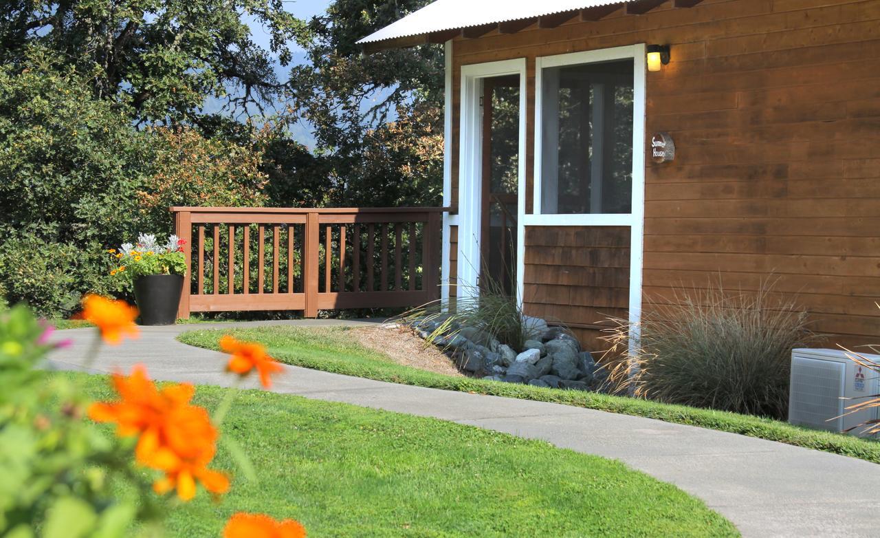 Coho Cottages Willow Creek Extérieur photo